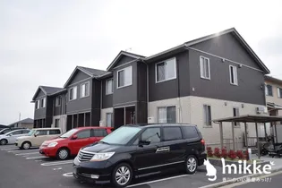 オネスト上林 A棟【1階】の外観