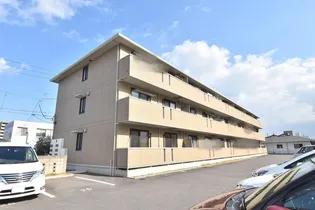 ウィステリア太田【3階】の外観