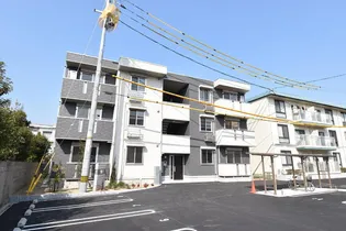 プランドール【1階】の外観