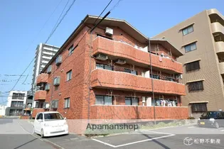 エステート三条の画像