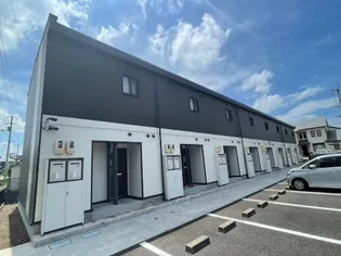 レオパレスさぬき【107号室】の外観