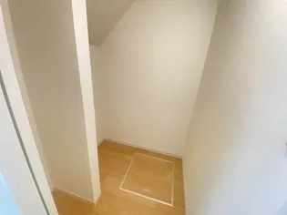 ディアス松縄 B棟【2階】の内装