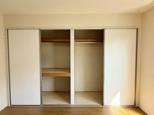 YMハイツ A棟【1階】の内装