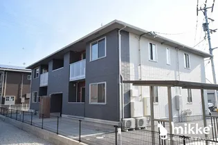 アンベリール【1階】の外観