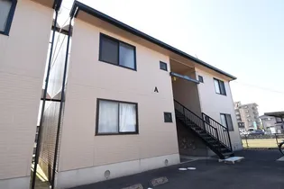 ビッグベアハイツ A棟【2階】の外観