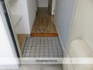 アーバンコート久保田【1階】の玄関