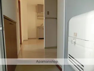 ルミエール10【1階】の玄関