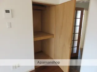 ロイヤルハイツ【3階】の内装