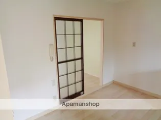 ビレッジ巴【1階】の居間