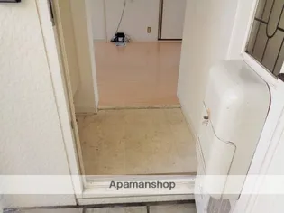 メゾン・ド・東雲【2階】の玄関