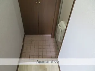 コスモス【2階】の玄関