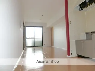 ルミエール10【2階】の居間