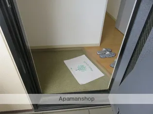 ファミール北内【2階】の玄関