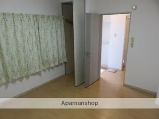 ファミール北内【2階】の居間