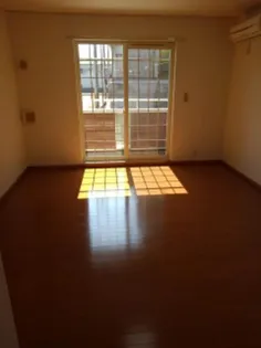 ポートルシパー【1階】の居間