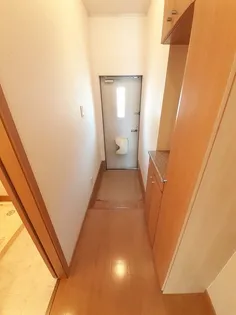 ポートルシパー【1階】の玄関