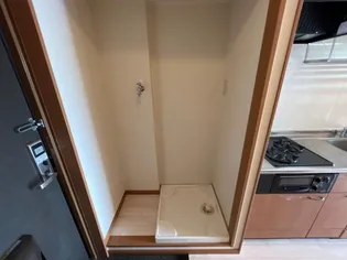 サン・ヴェルディ 東雲【2階】の内装