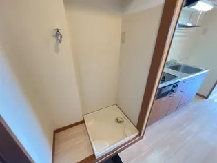 サン・ヴェルディ 東雲【2階】の内装