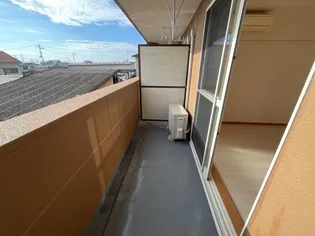 サン・ヴェルディ 東雲【2階】の内装