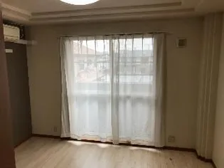 サン・ヴェルディ 東雲【1階】の居間