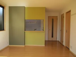 ハーモニー桜木 A棟【1階】の居間