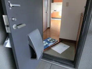 シャトレ庄内 A棟【2階】の玄関