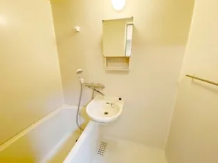 アベニューハタダⅢ A【1階】の風呂