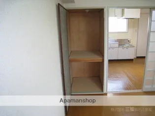 ローレンス小坂【1階】の内装