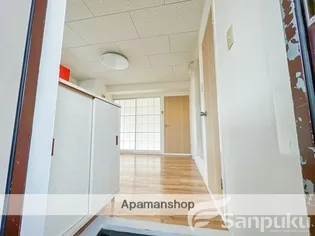 コスモリヴェール朝生田【3階】の玄関