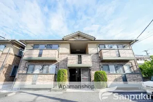 インペリアル ヴィラ B棟【2階】の外観