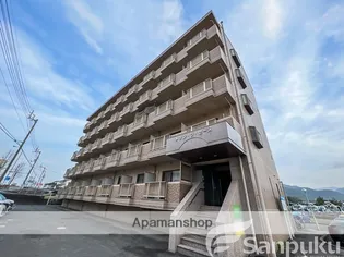 メゾン ラセーヌの画像