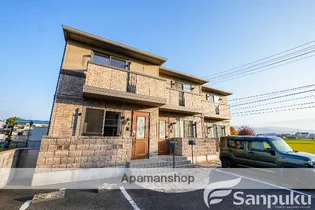 クレマンティーヌ B棟【1階】の外観