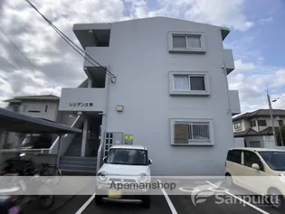 レジデンス華【1階】の外観