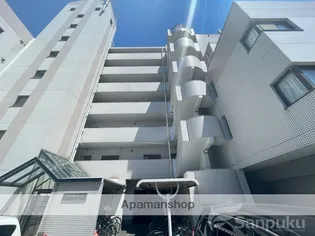 グラン アール山越の画像