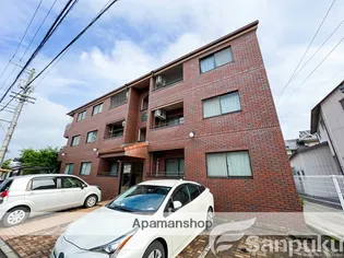 ロイヤルサンタ北久米【3階】の外観