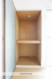 ローレンス小坂【4階】の内装