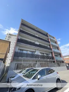 エンブレム持田の画像