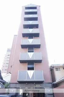 スリースターズマンションの画像