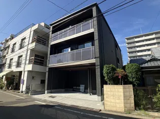 リコリス中一万【1階】の外観