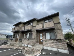 クレマンティーヌ B棟【1階】の外観