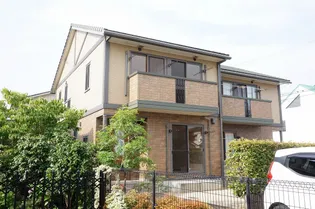 愛媛県松山市越智2丁目【テラスハウス】の外観