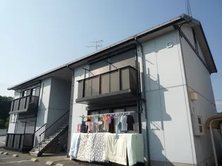 高知県香美市土佐山田町【アパート】の外観