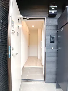 ベル アントラー【1階】の玄関