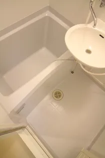 レオパレスアデッソⅠ【106号室】の風呂