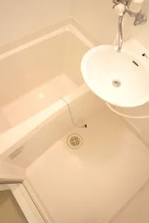 レオパレスコンツェルト【206号室】の風呂