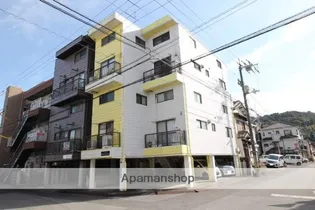 シャーロット葛島の画像