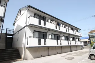 KANADA B棟【1階】の外観