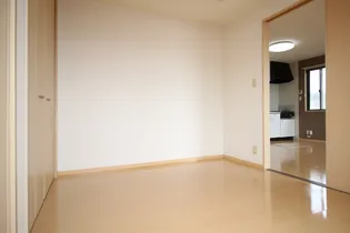 リバーサイド【1階】の内装