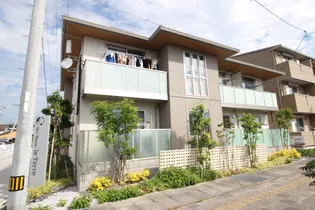 シャーメゾン ラ テールの画像