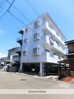 高知県高知市新田町【マンション】の外観